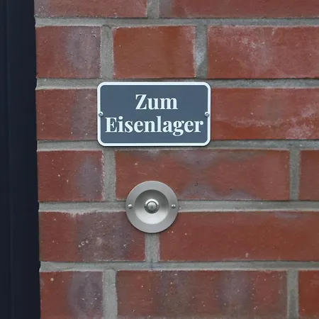 Zum Eisenlager *